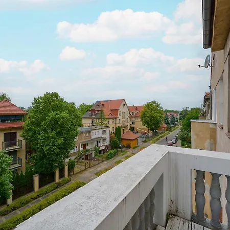 Spacious Tenement With 1 Bedroom And Balcony By Renters * Wroclaw