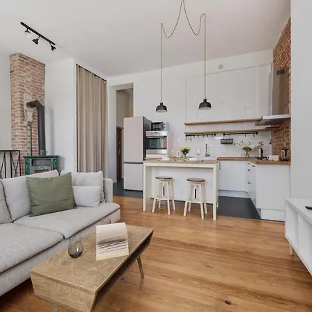 Spacious Tenement With 1 Bedroom And Balcony By Renters Wroclaw